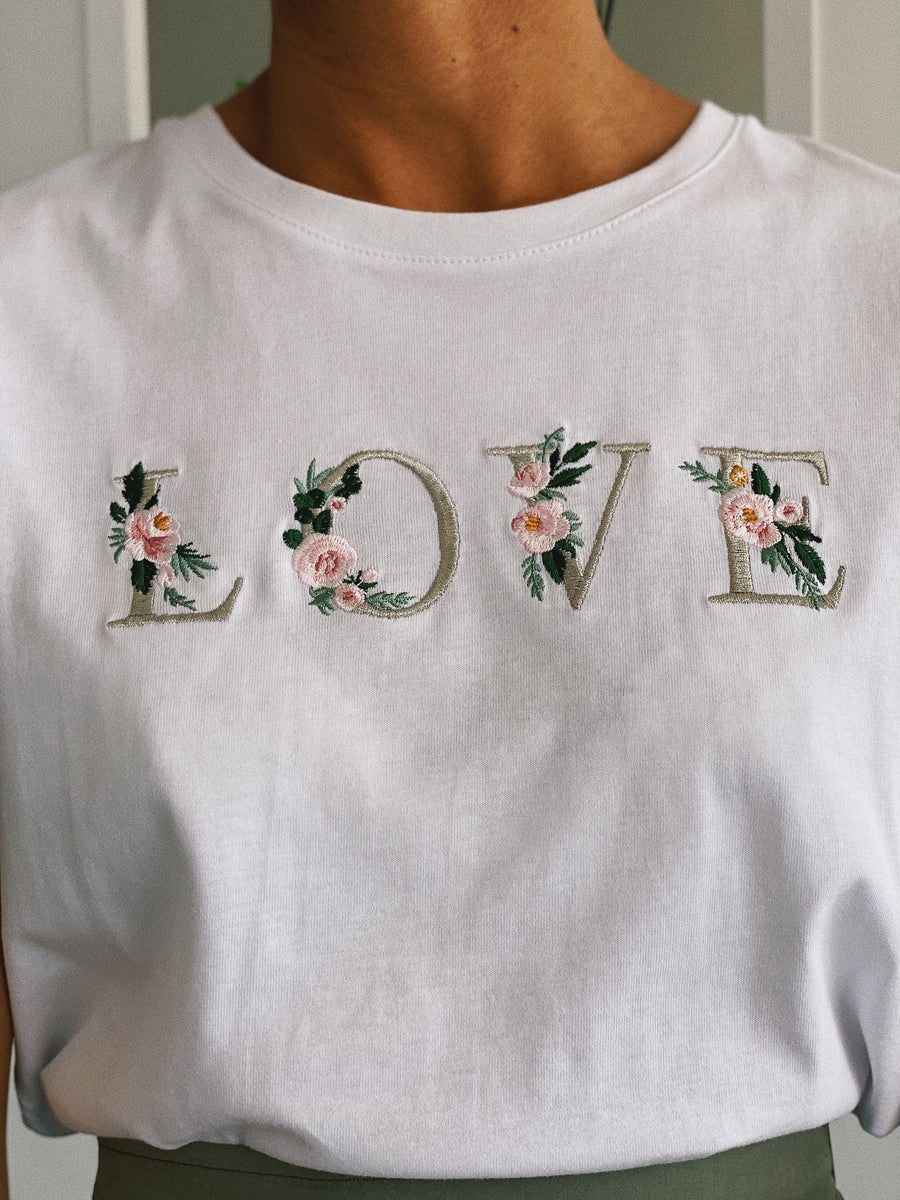 Love tee-shirt